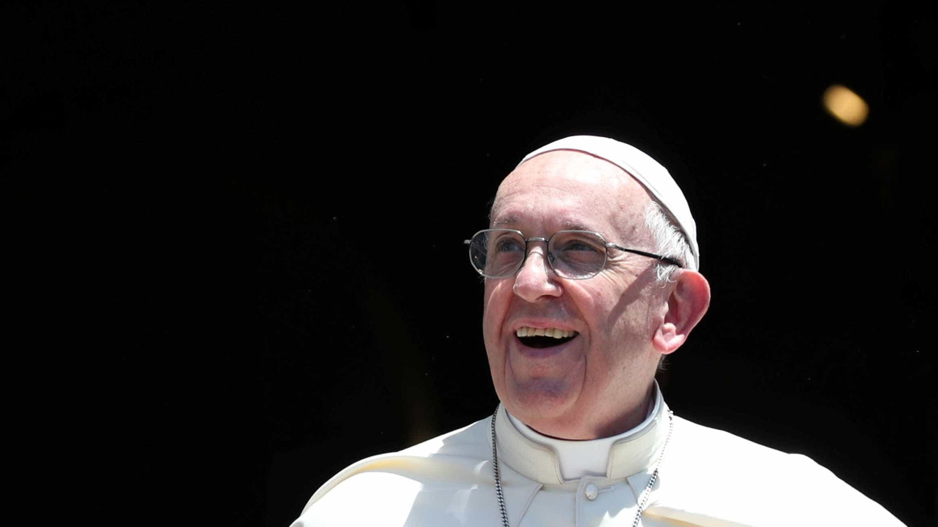 Papa Francisco doa R$ 43 mil para refugiados do Iêmen