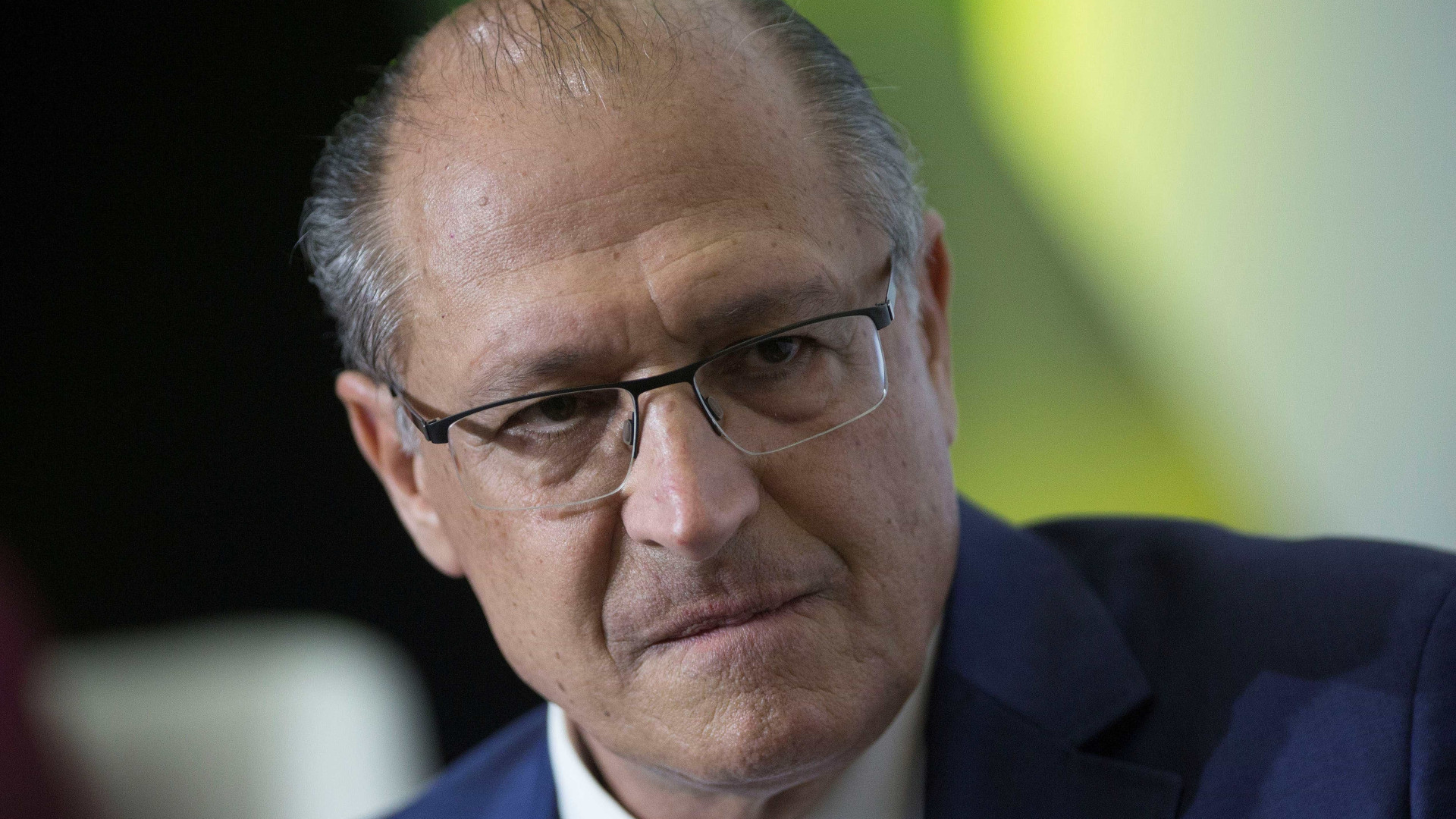 Alckmin divulga programa de governo enxuto e genérico de 15 páginas