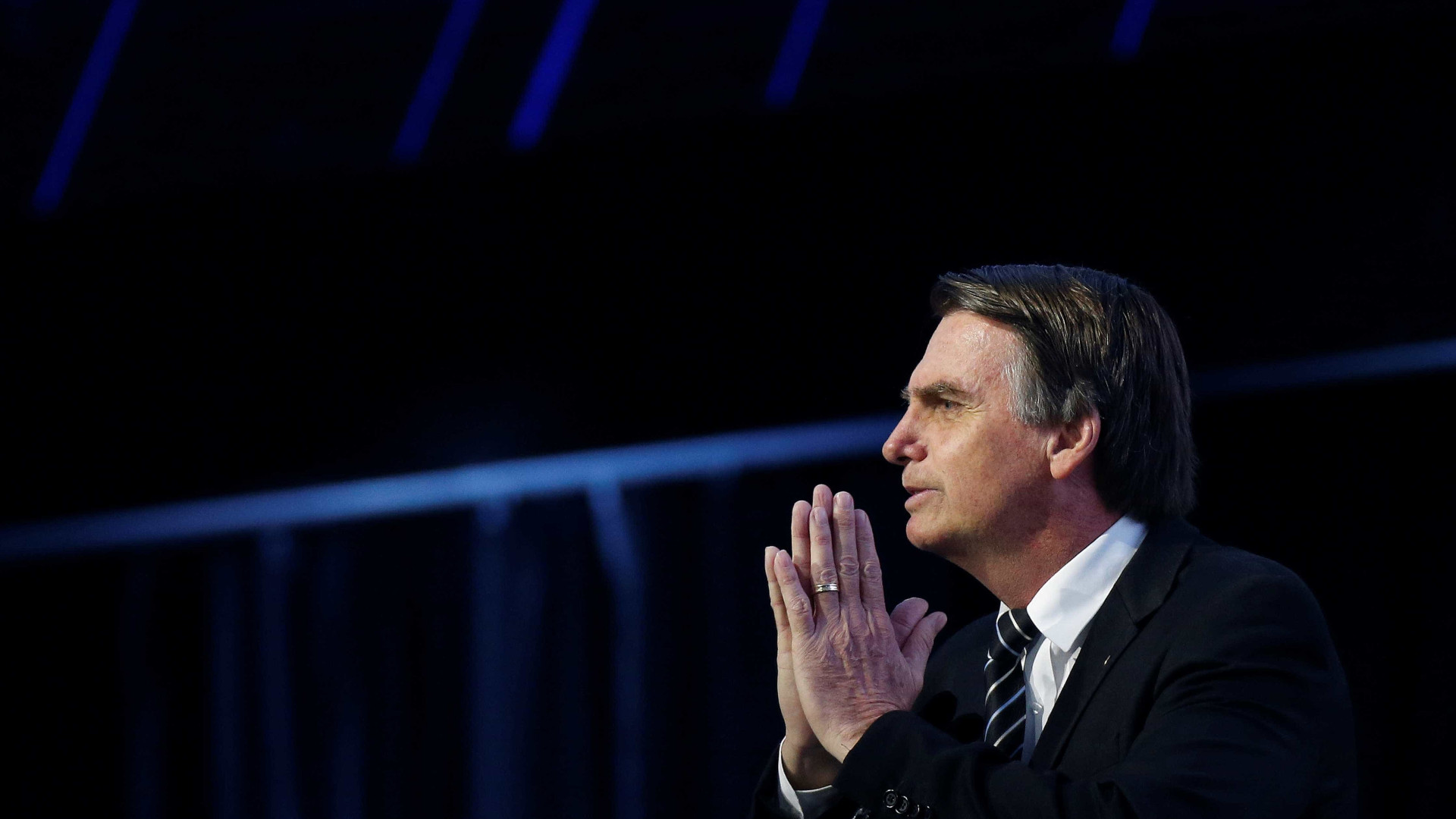 Em debate, Bolsonaro cita passagem bíblica para justificar armamento