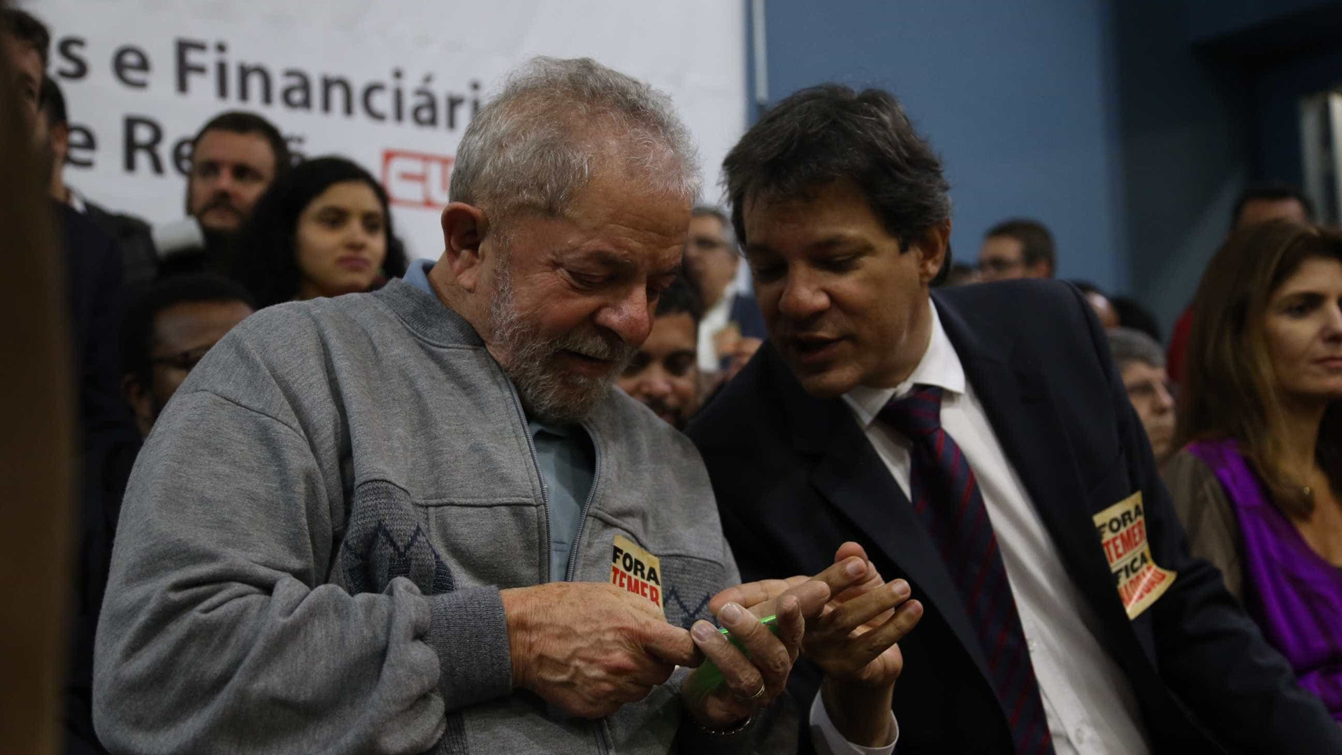 Decisão de Lula de manter candidatura desagrada a aliados de Haddad