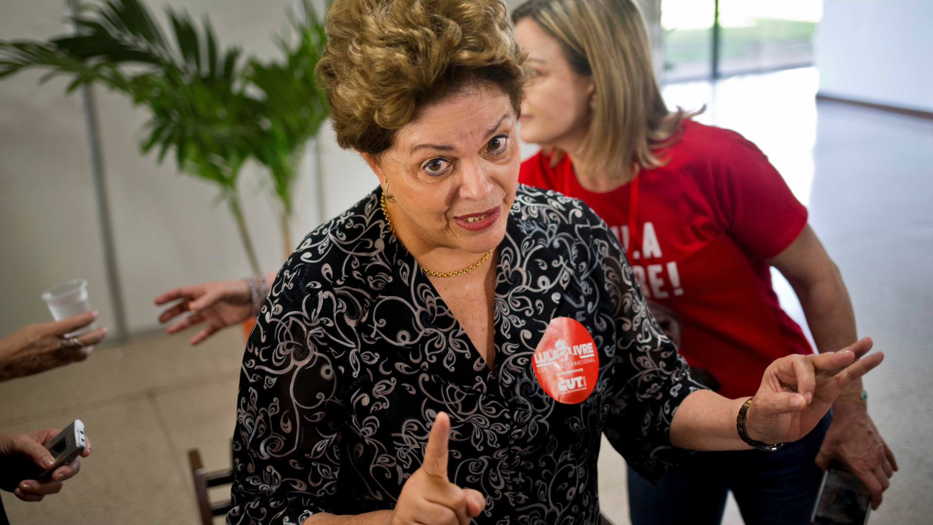 Dilma sobre ataque a Bolsonaro: ‘Você planta o ódio, colhe tempestade’