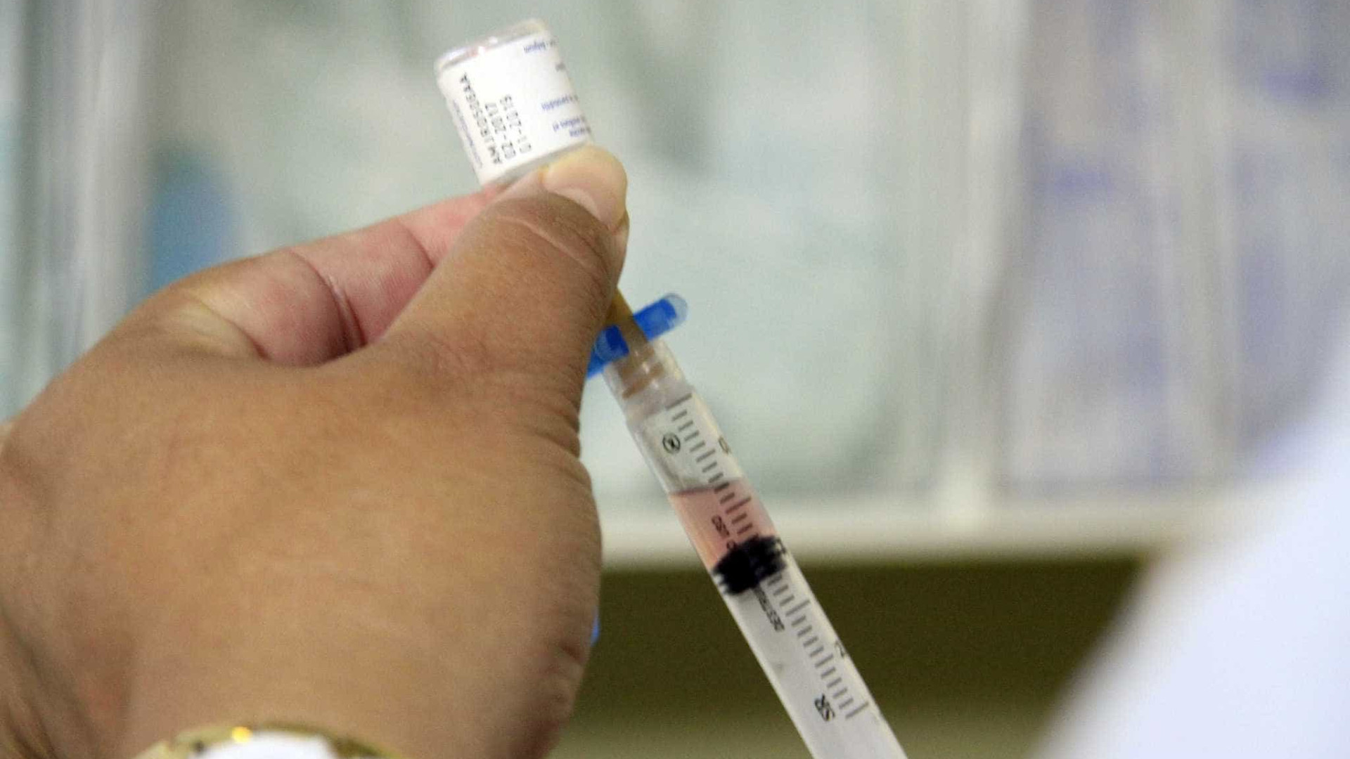 Boatos e notícias falsas prejudicam campanhas de vacinação