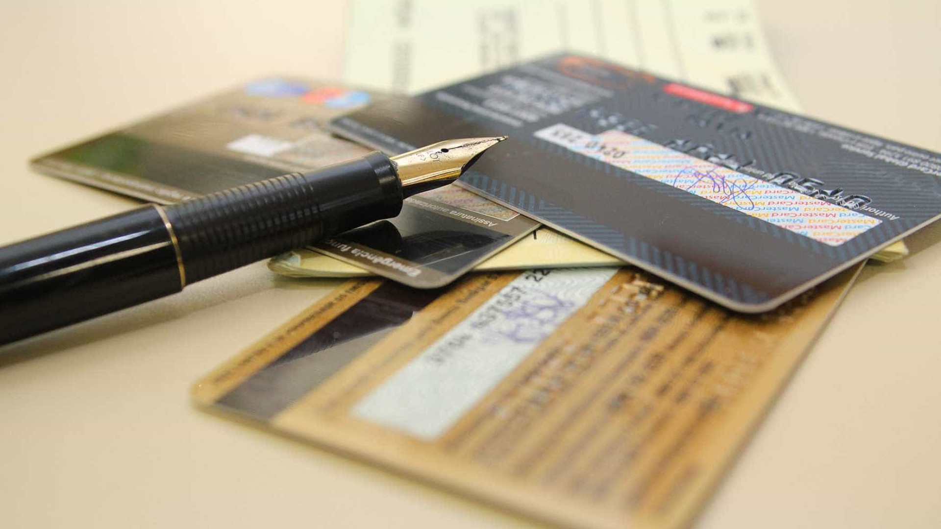 Como usar o cartão de crédito e manter as finanças em dia