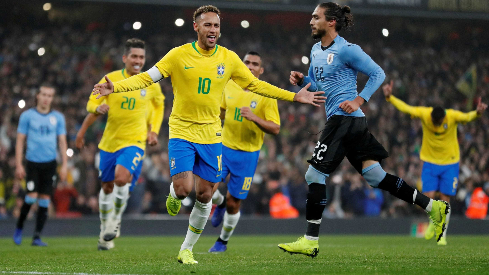Mídia mundial destaca falta de Cavani em Neymar