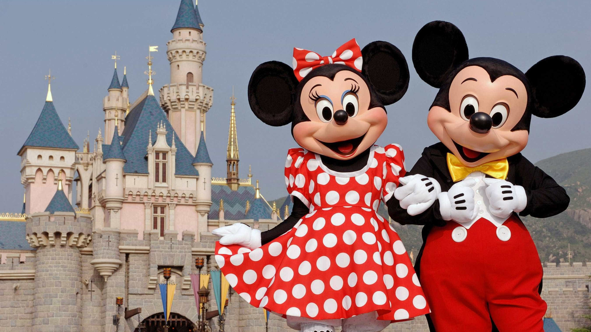 Aos 95 anos, Mickey e Minnie Mouse são agora de domínio público