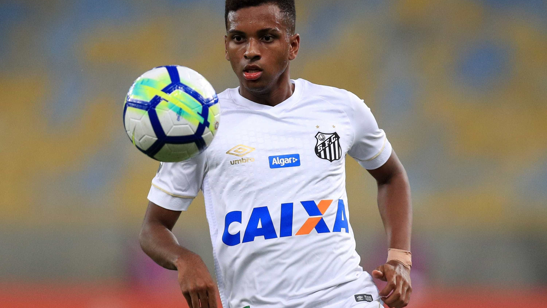 Rodrygo reforça o Santos em jogo contra a Chape nesta segunda