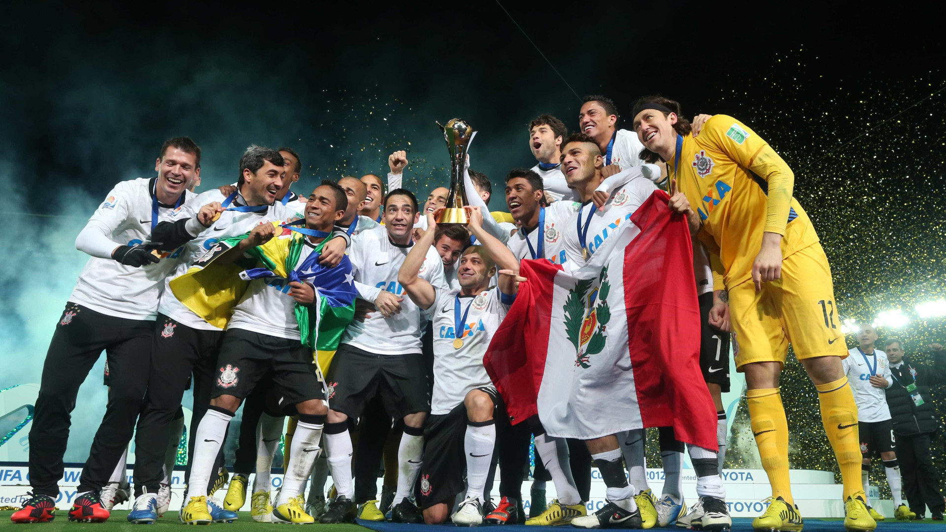Corinthians é único time não-europeu bi mundial, diz Fifa