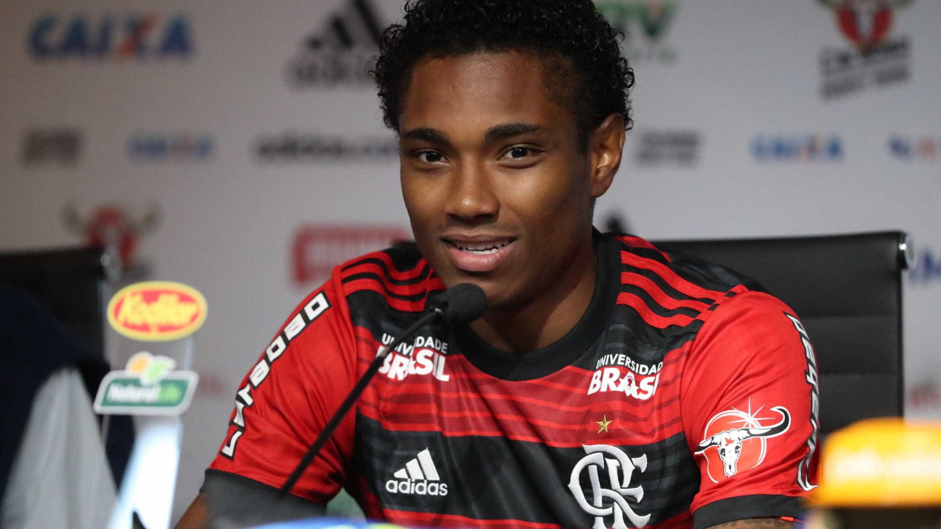 Flamengo inicia 2019 com perda de patrocínio e Caixa sob risco