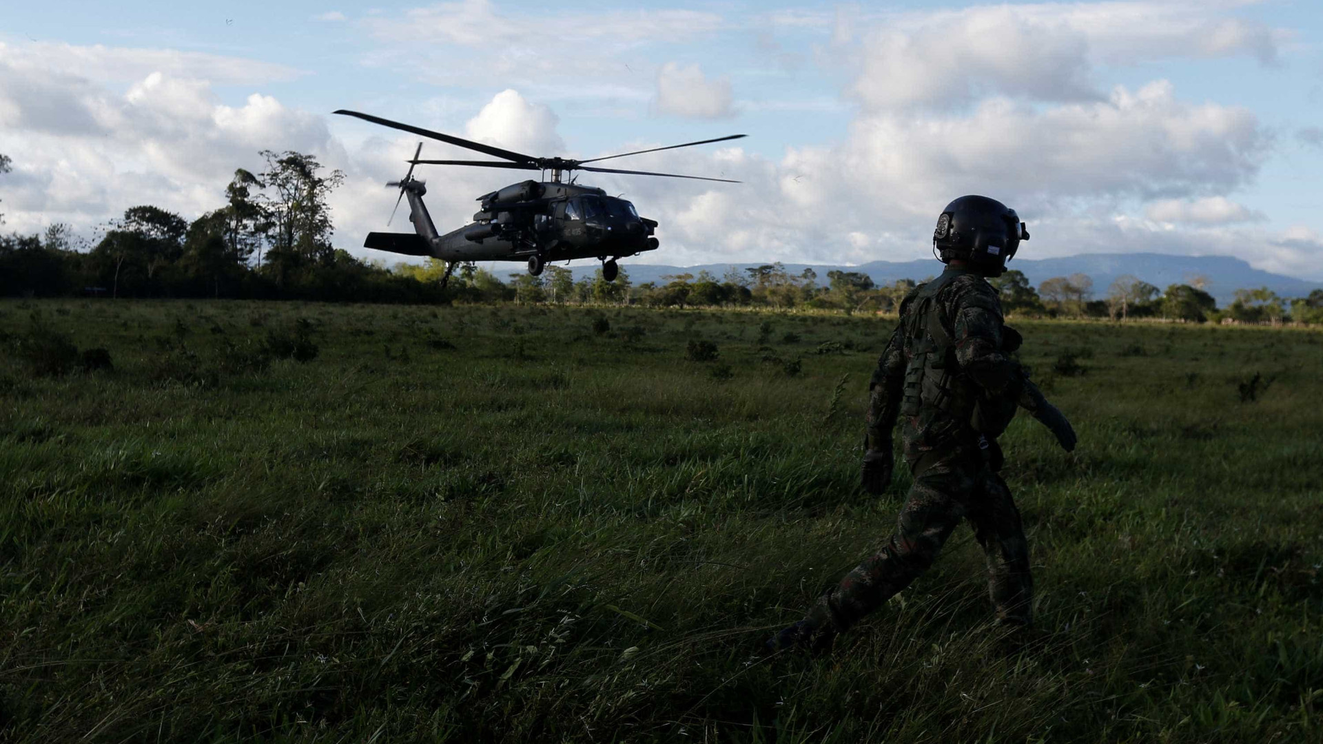 Dez dissidentes das Farc são mortos em operação militar na Colômbia
