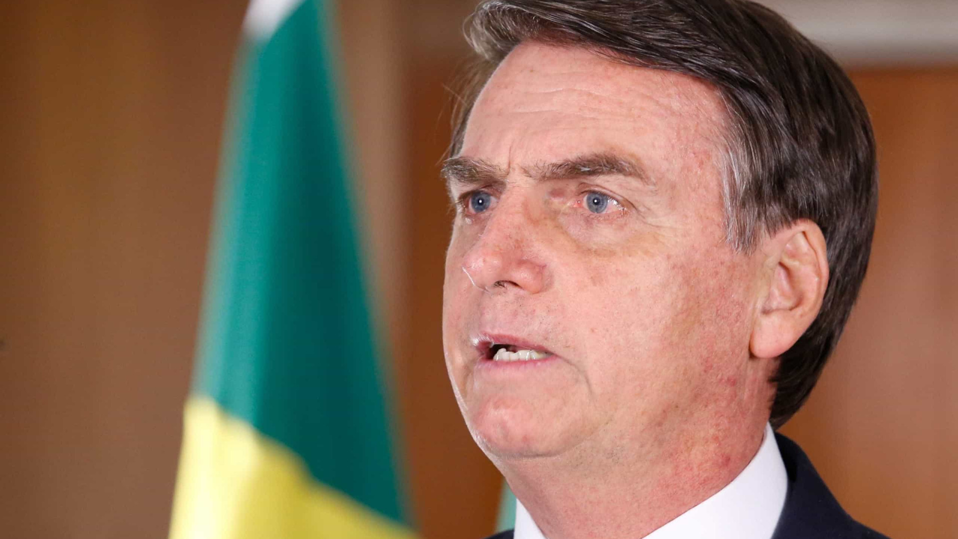 Tomografia descarta complicações cirúrgicas em Bolsonaro, diz boletim