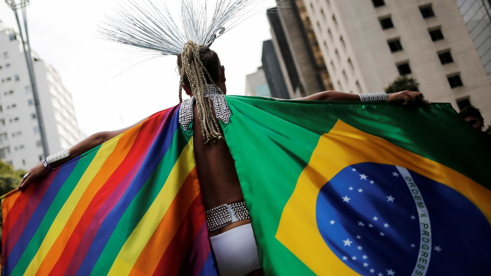 Bolsonaro exclui comunidade LGBTQI+ das diretrizes de Direitos Humanos