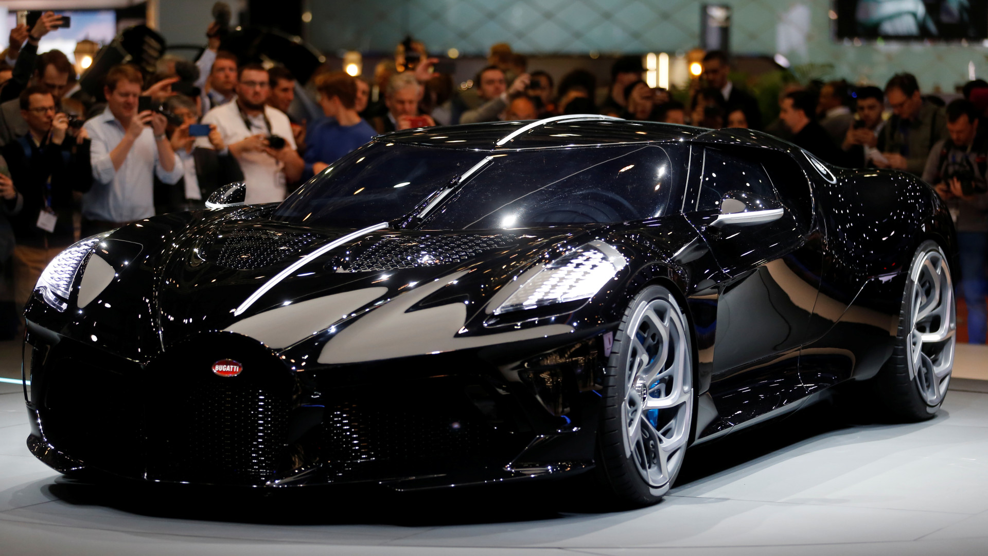 Bugatti lança o carro mais caro da história, de R$ 47,3 milhões