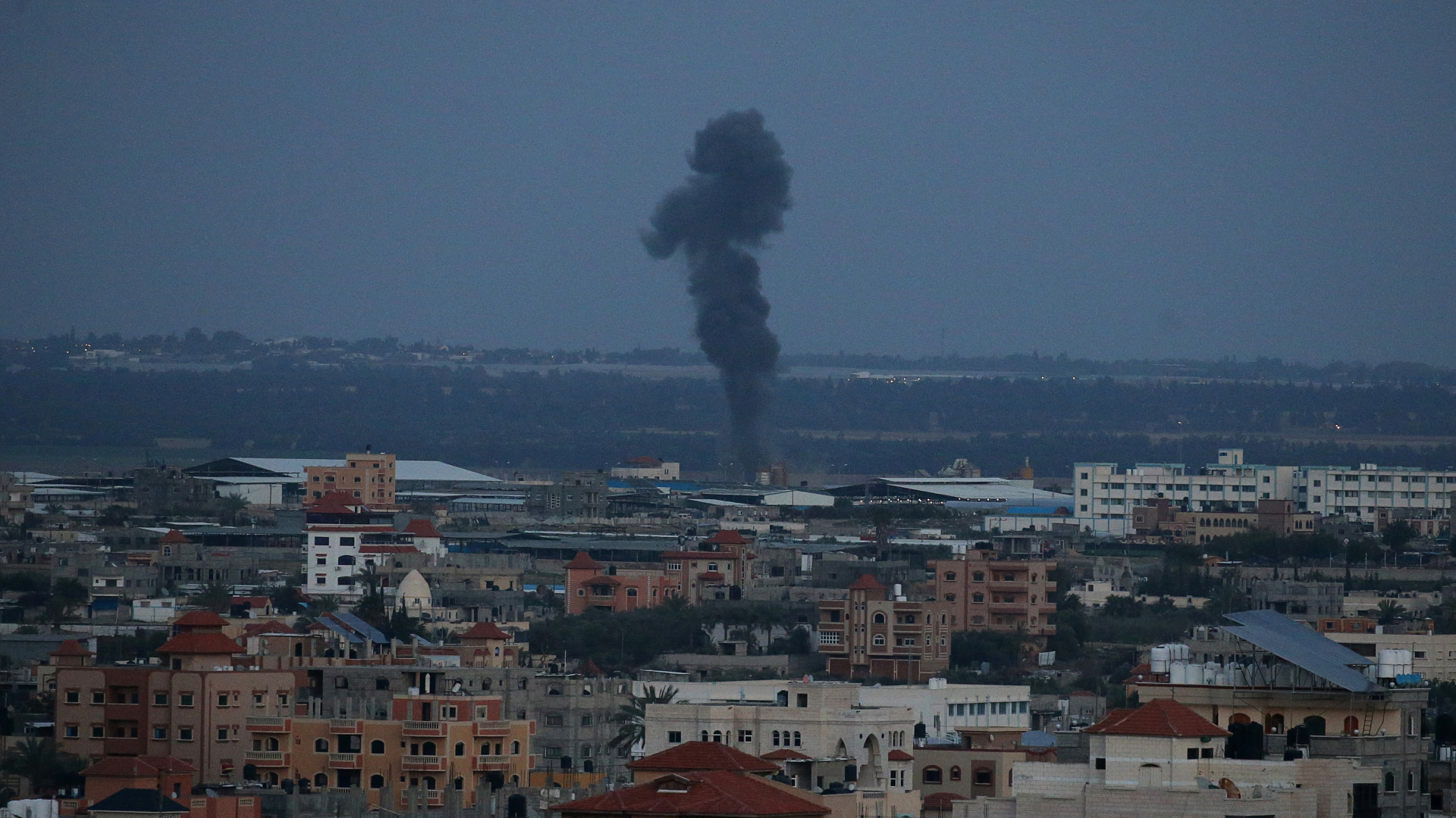 Exército de Israel inicia bombardeios em Gaza