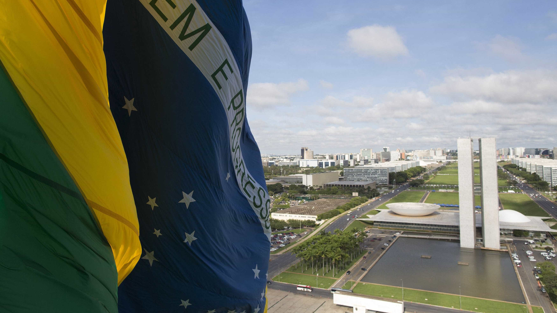 Diplomatas dizem que defesa do golpe de 64 prejudica imagem do Brasil