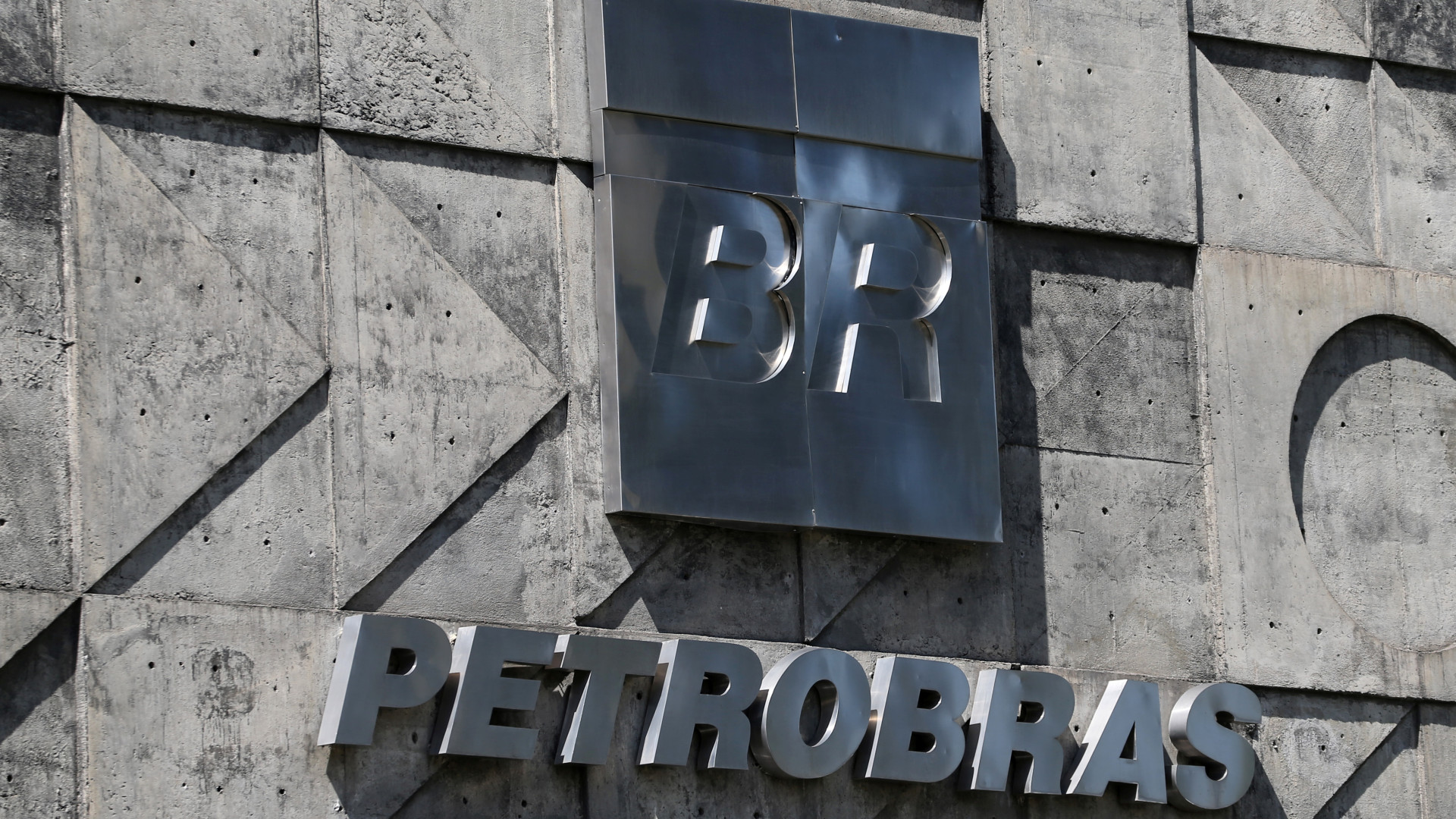 Petrobras estuda participar do leilão de gás natural na costa de Israel