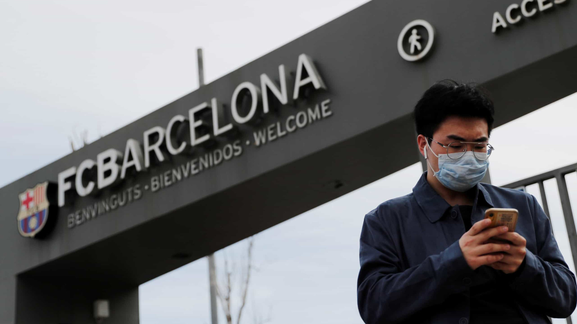Barcelona vai vender direitos do nome do Camp Nou para arrecadar fundos