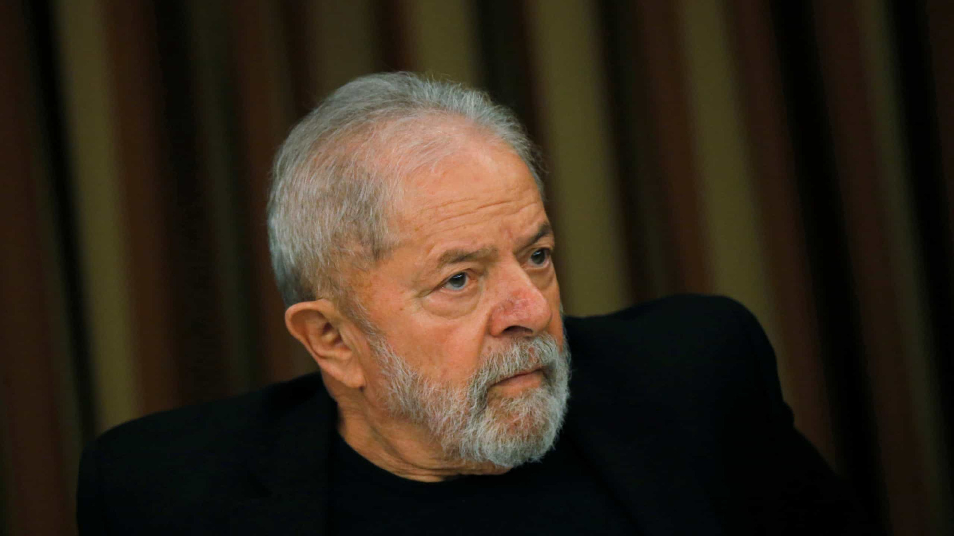 Lula pede adesão ao fora Bolsonaro ao falar em destruição da democracia