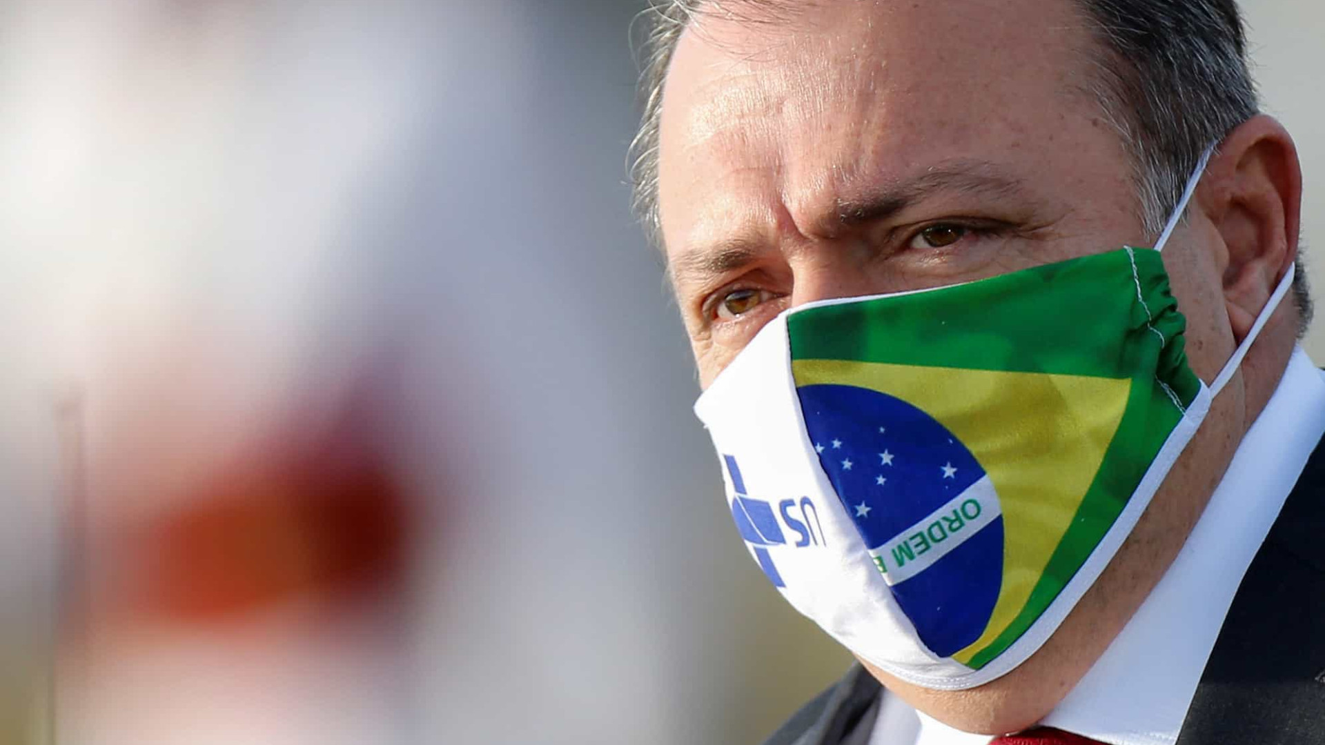 Bolsonaro: Se aparecer médico gestor, conversamos com Pazuello