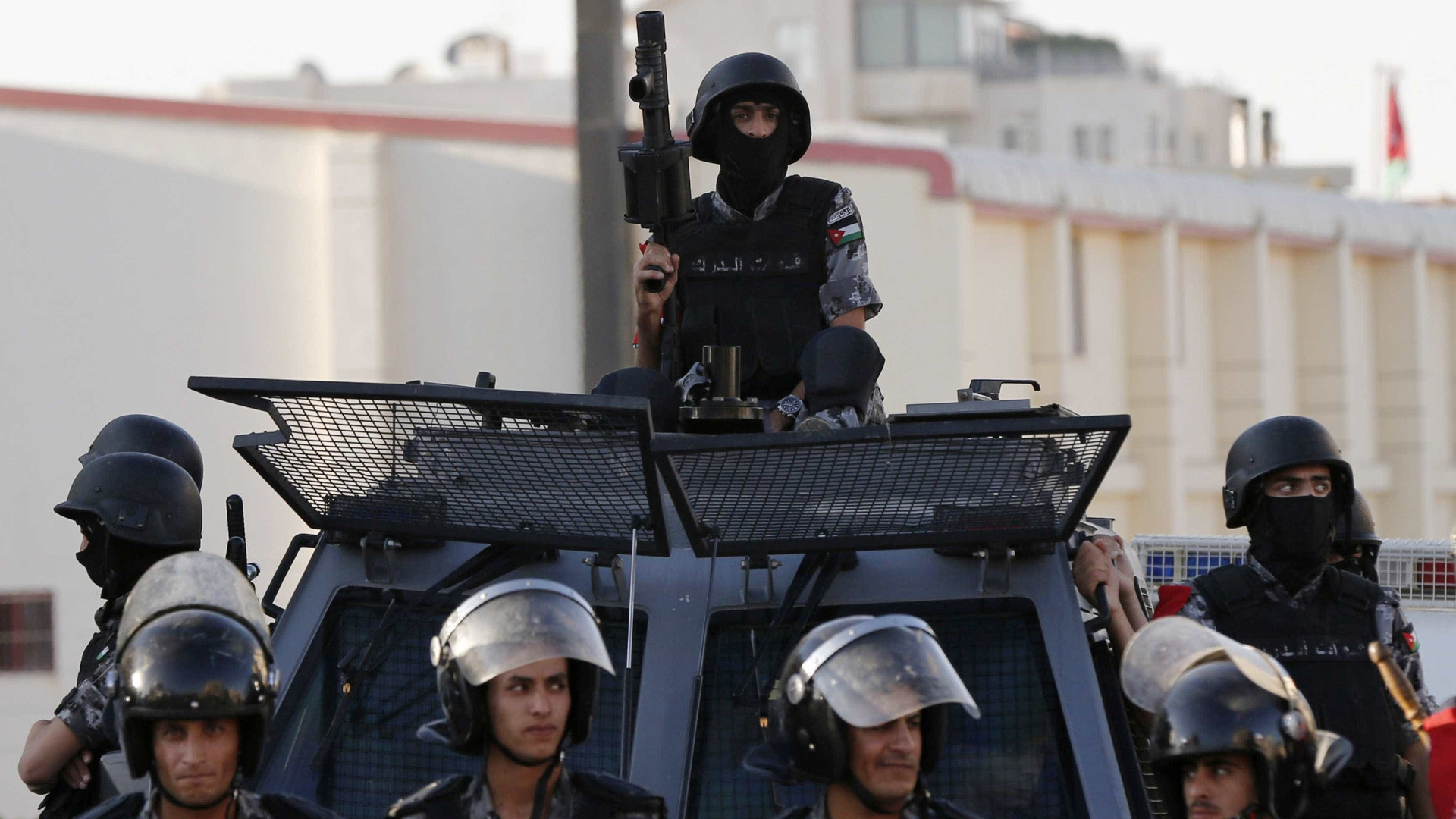 Hamas ameaça voltar às armas se falharem as negociações do Cairo