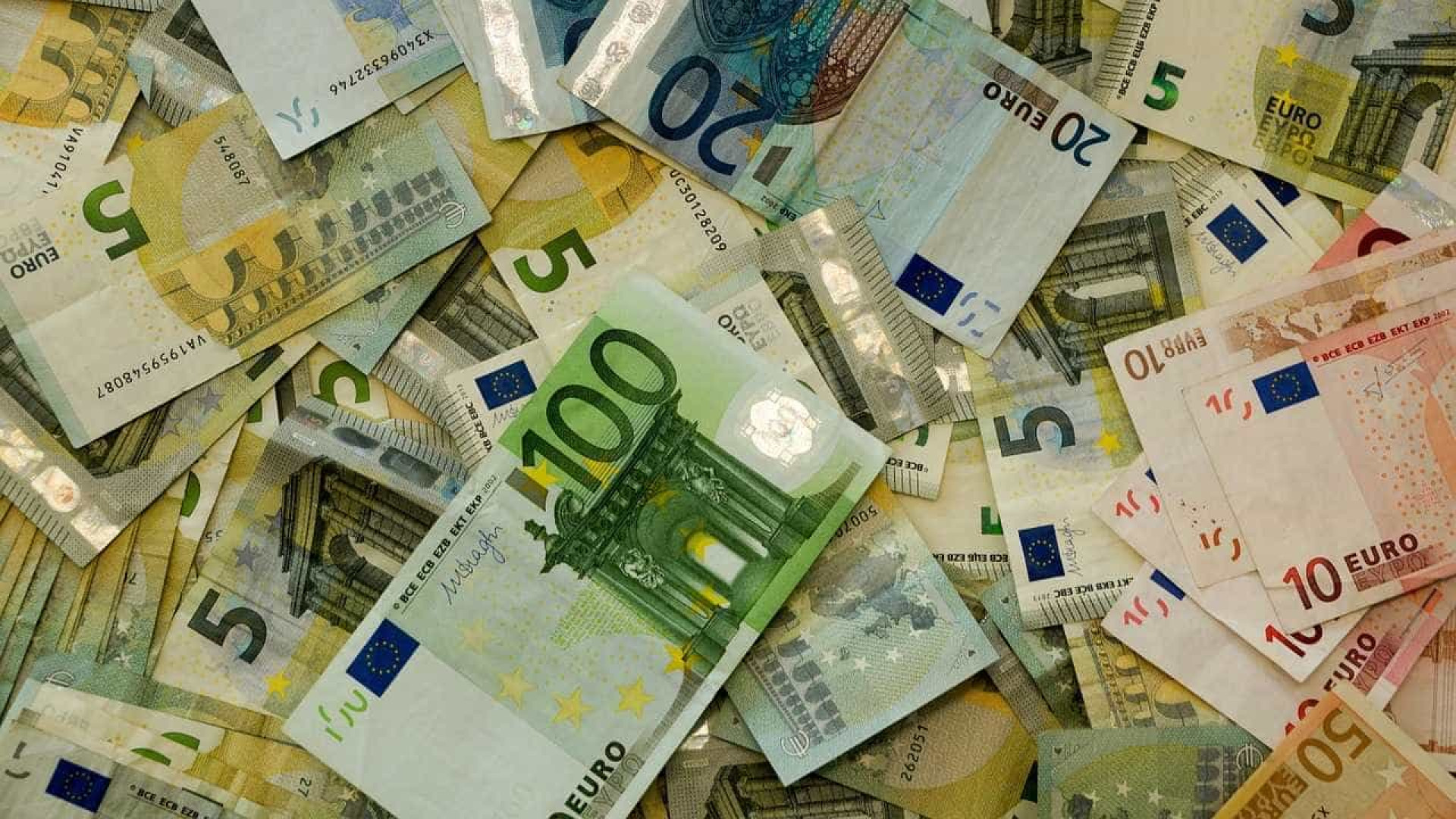 Greve afeta distribuição de dinheiro em espécie na Alemanha