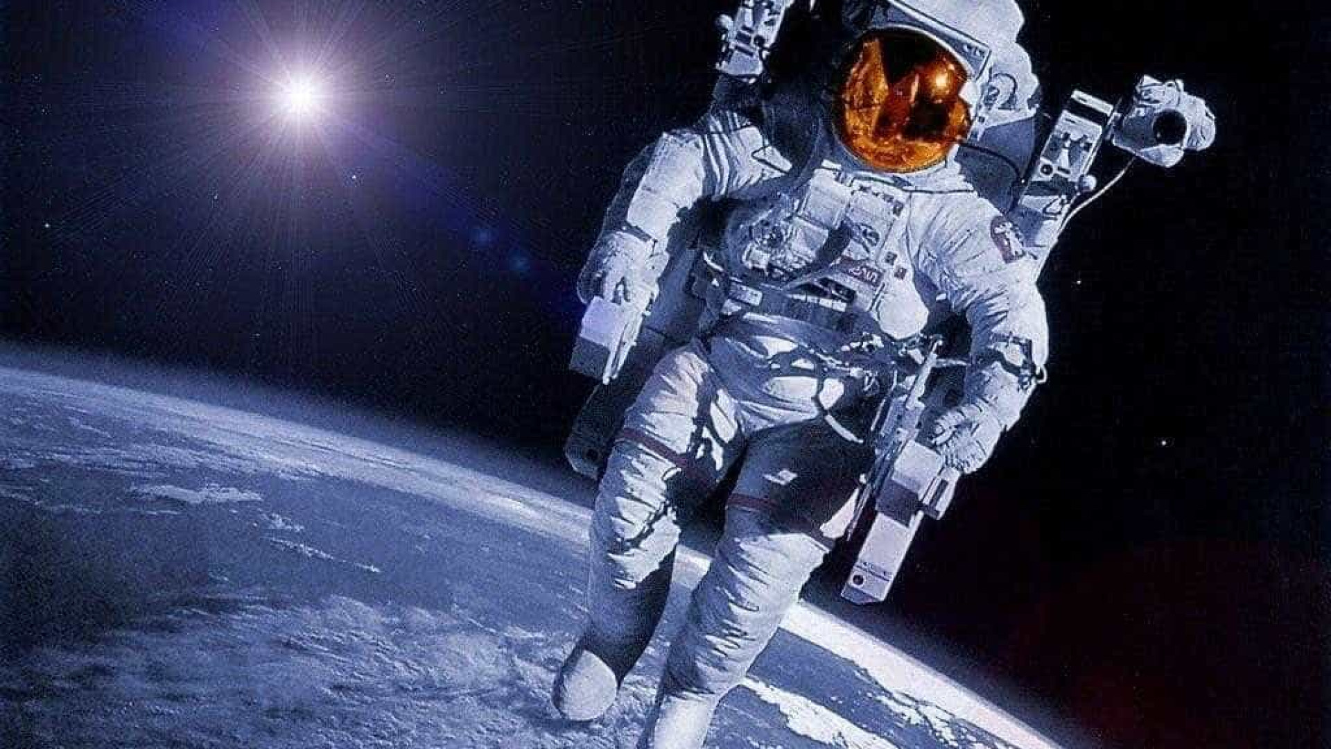 Astronauta abre o jogo sobre sexo no espaço