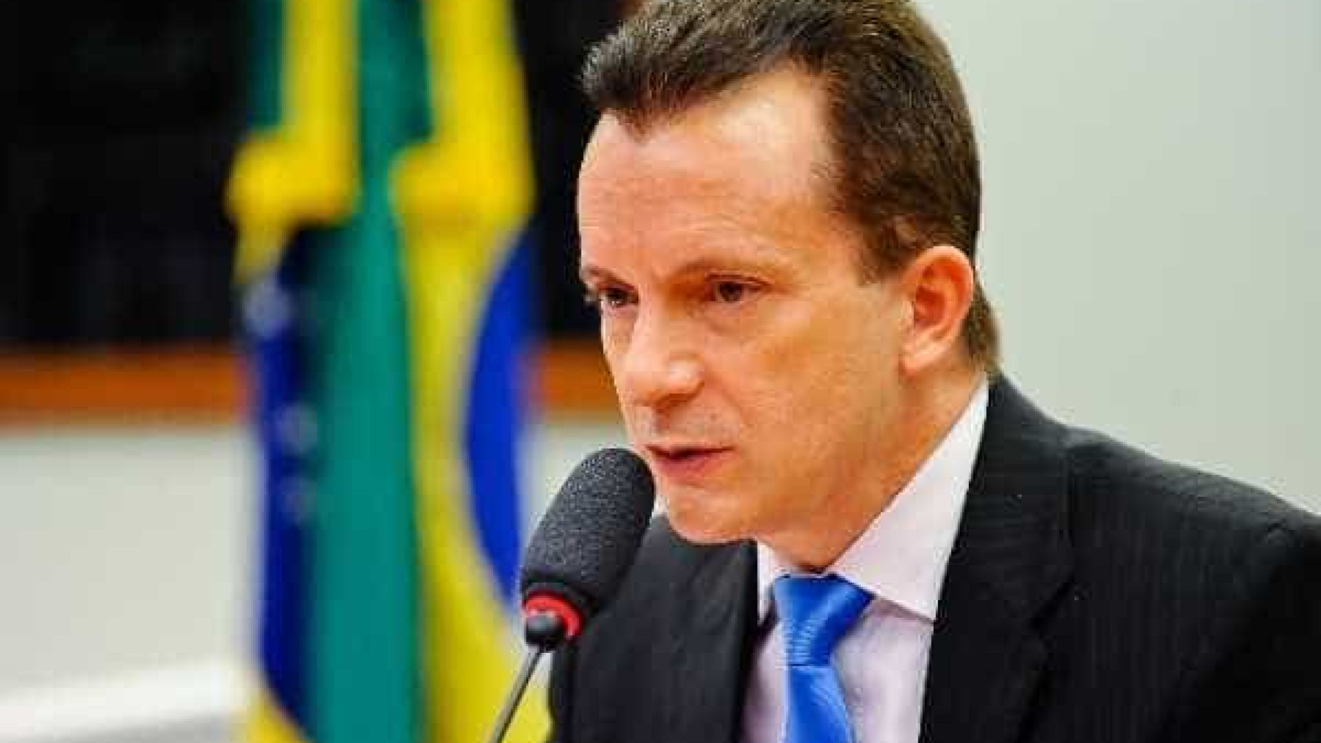 Russomanno reforça elo com Bolsonaro e diz ser contra vacina obrigatória