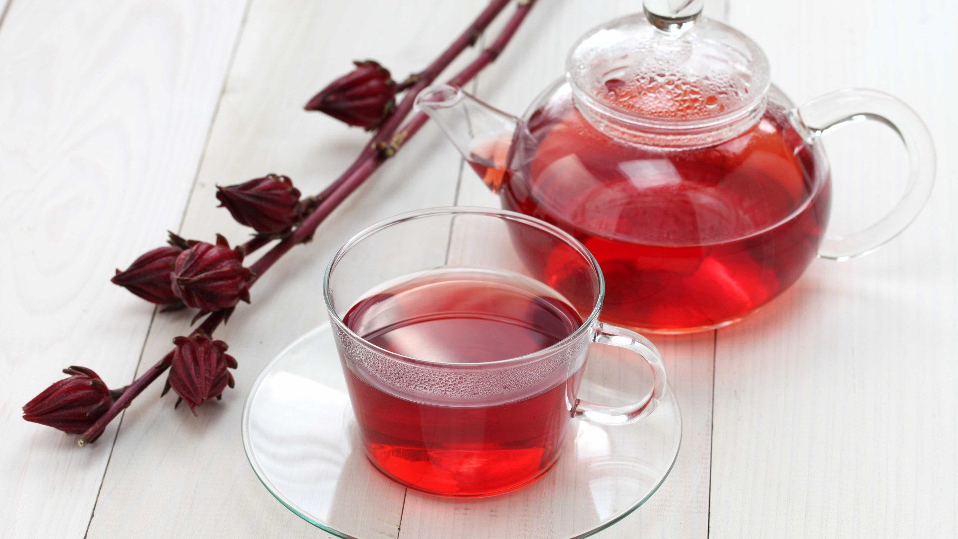 Chá de hibisco pode fazer mal se consumido em excesso