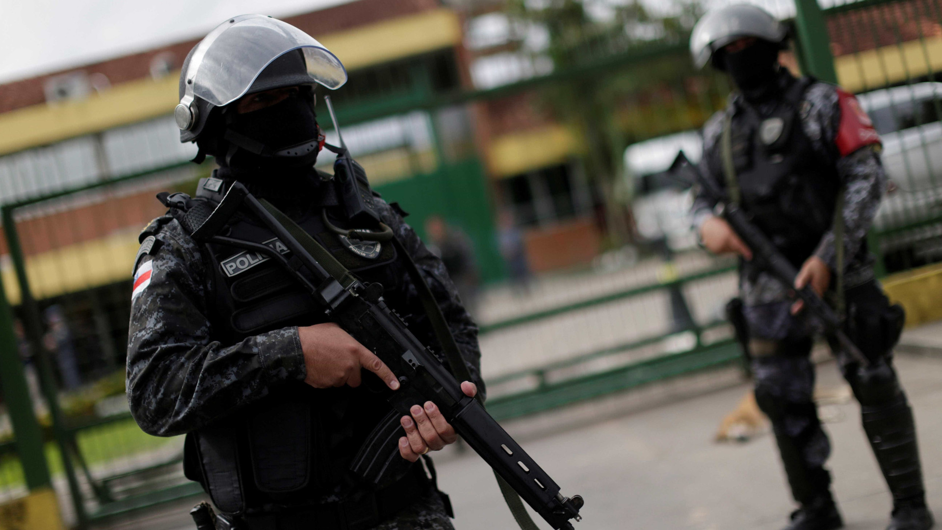 Forças Armadas deixam ruas do Rio, mas permanecem no ES
