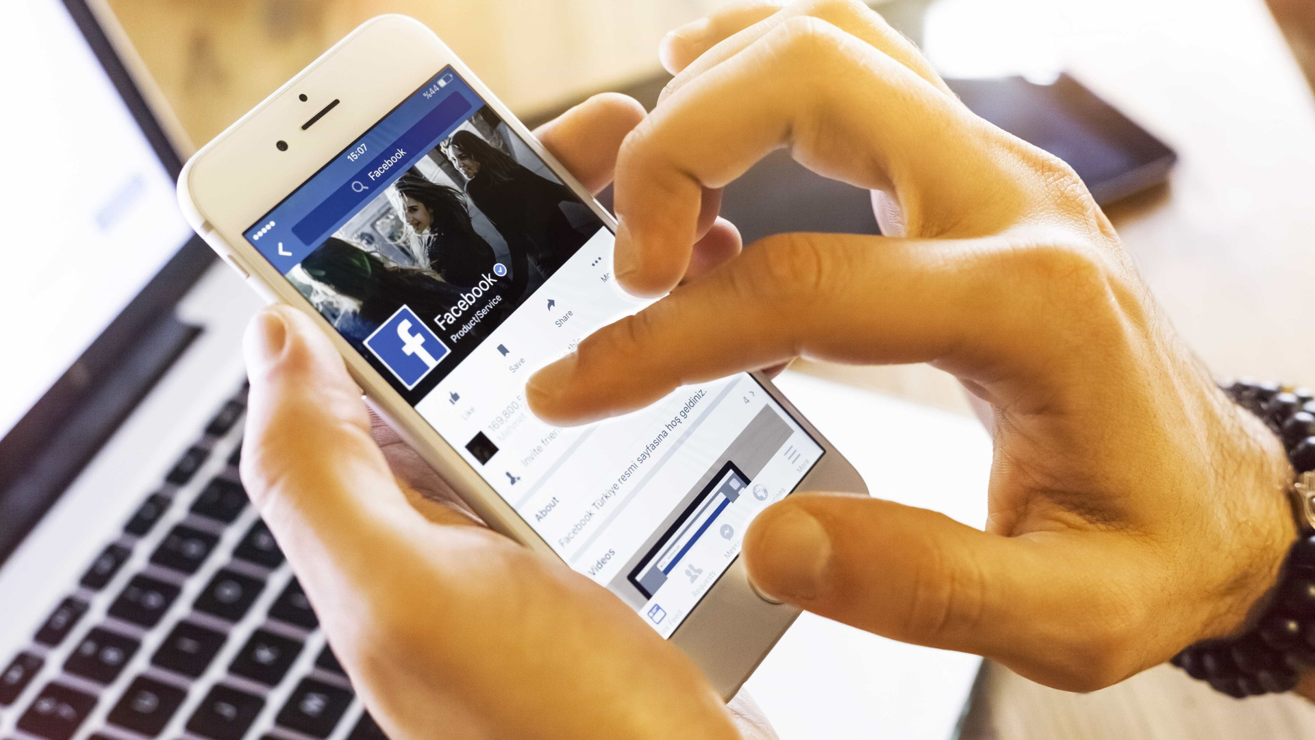 Facebook quer que usuários definam o que é jornalismo 'confiável'