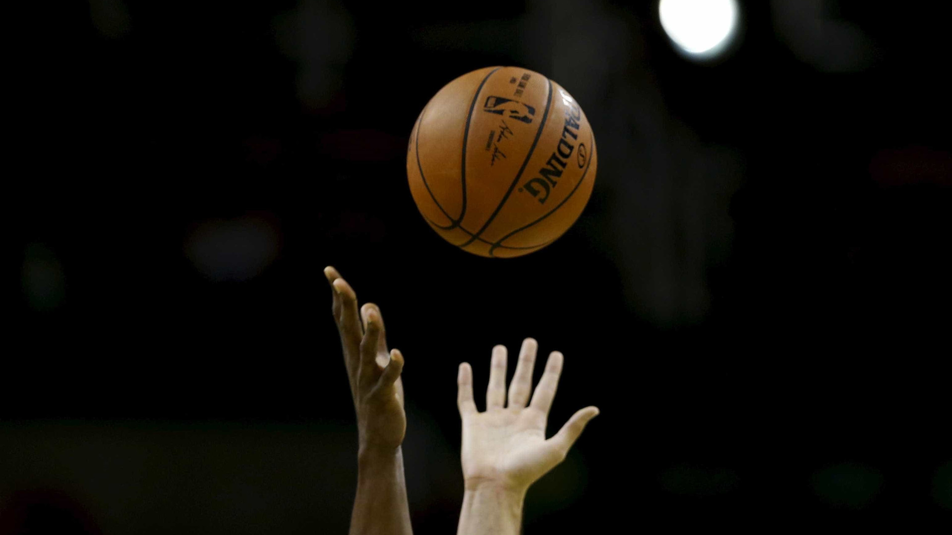 NBA adia partida entre Timberwolves e Nets após incidente policial em Minnesota