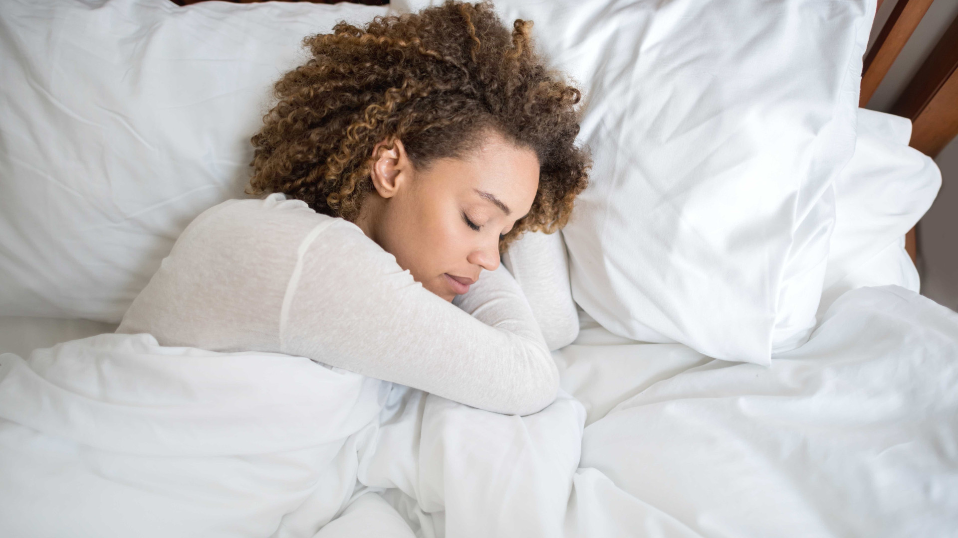 Muito sono pode estar ligado a doenças cardíacas, revela estudo