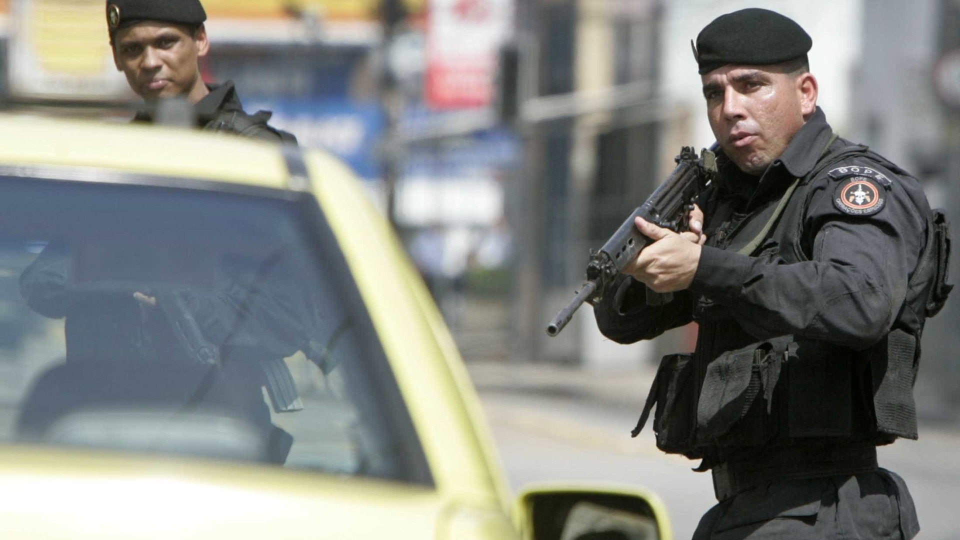Bandidos sequestram 2 pessoas na Zona Sul do Rio