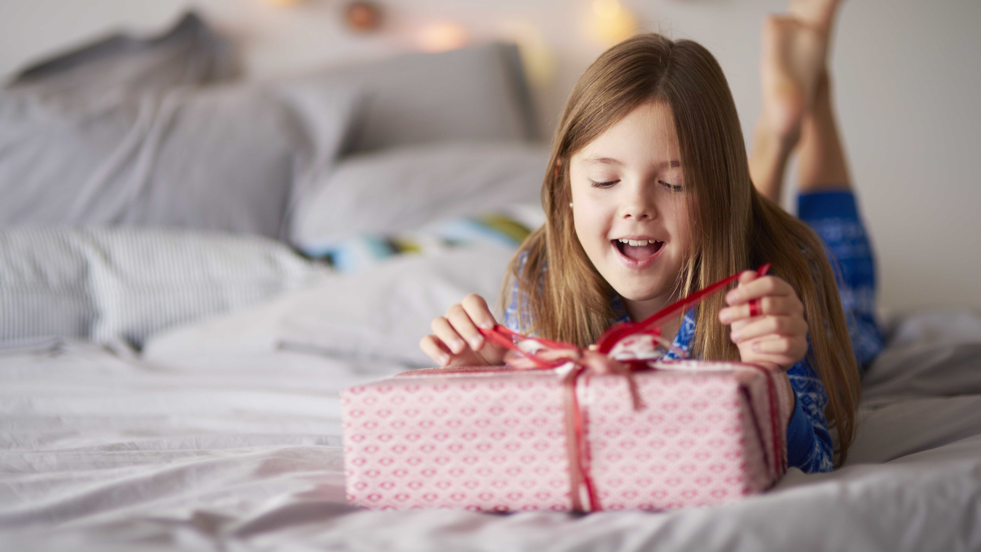 Sociedade Brasileira de pediatria alerta pais sobre presentes de Natal