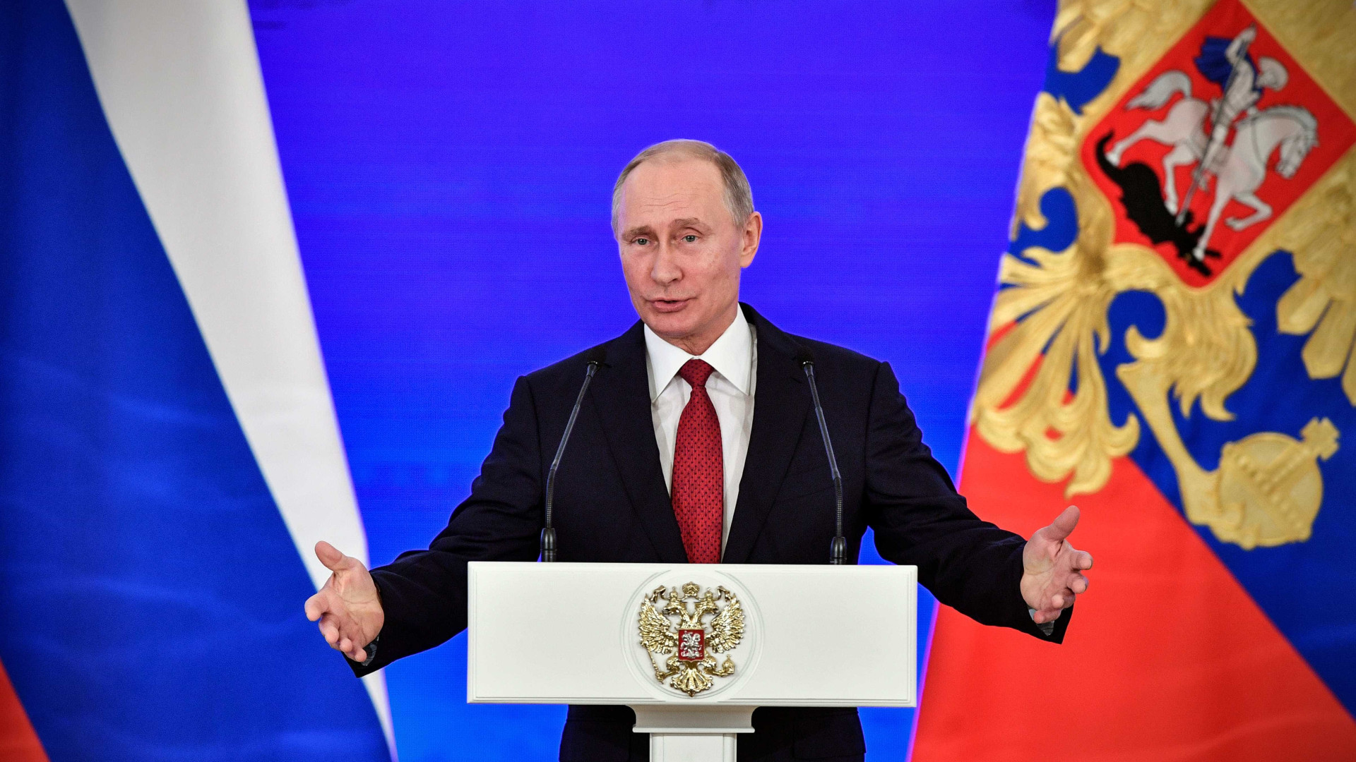 Putin sanciona lei sobre 'agente estrangeiro na mídia'