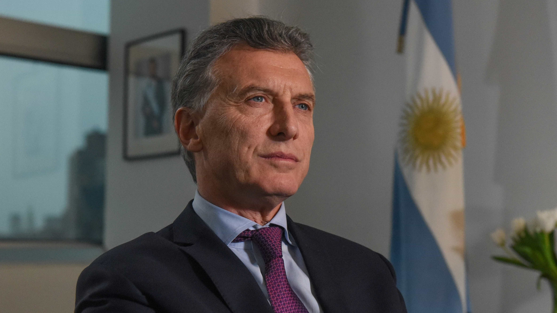 Ministro da Fazenda da Argentina entrega cargo