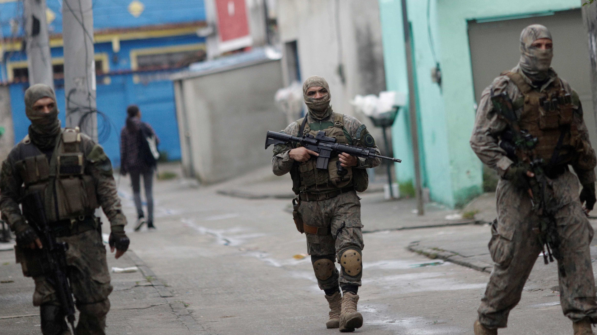 Exército prende no Rio dois militares por desvio de 1.350 balas