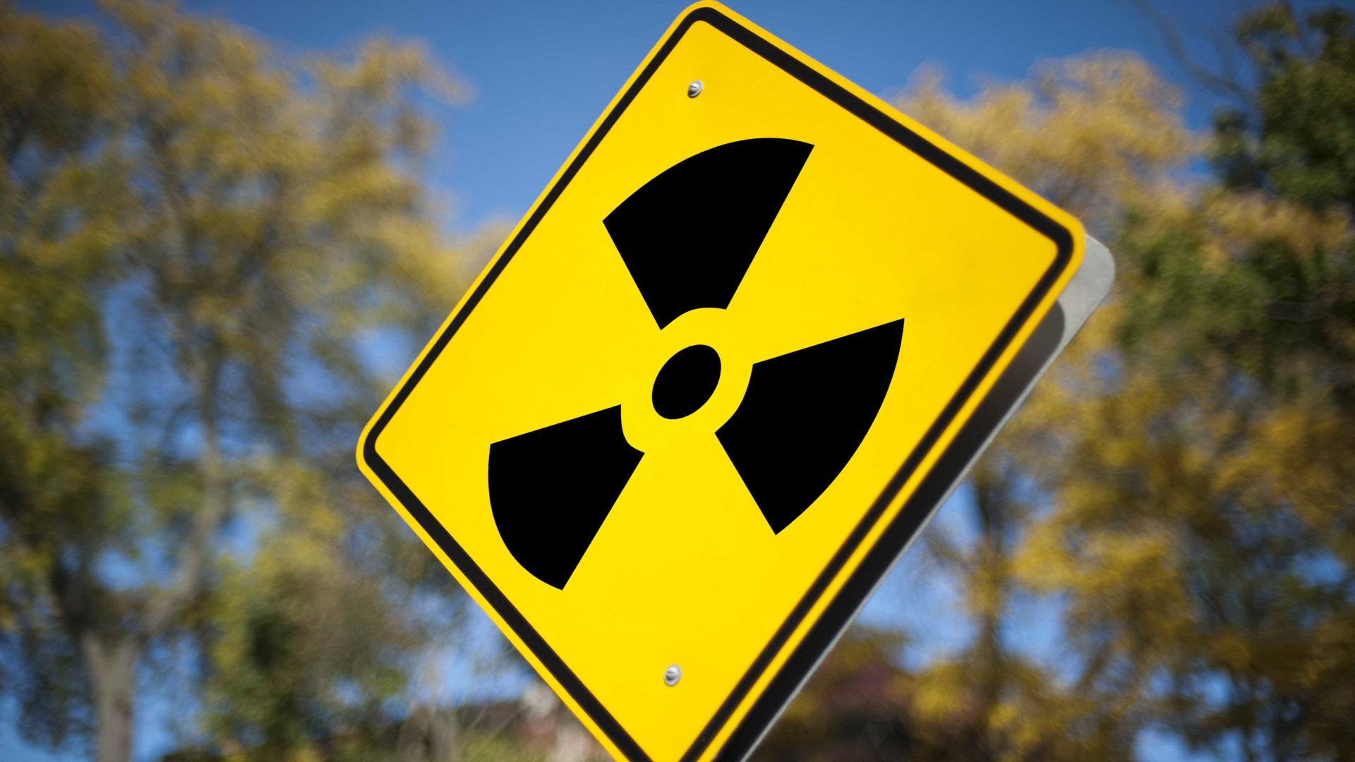 Cidade na Rússia declara emergência após vazamento de substância radioativa