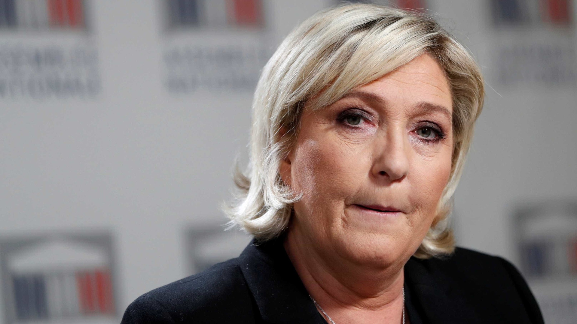 Le Pen passará por testes psiquiátricos na França