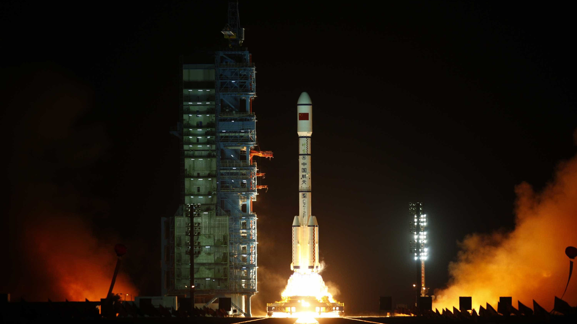 Estação espacial chinesa retorna à atmosfera terrestre