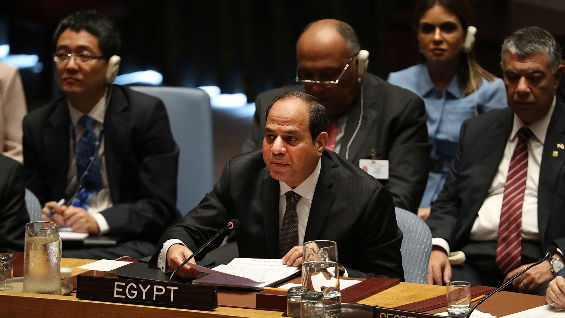 Egito está 'muito preocupado' e exige provas do uso de armas químicas