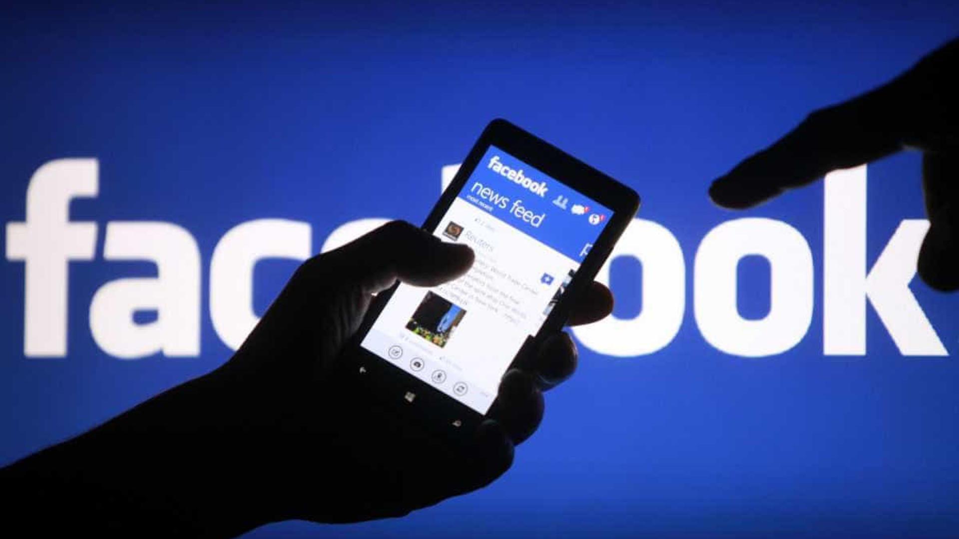 Facebook vai emitir alerta caso você tente compartilhar notícias velhas