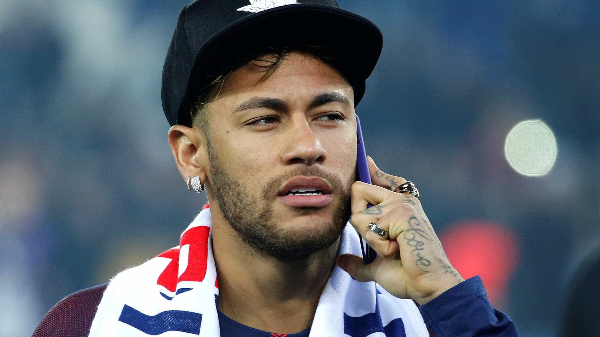 Neymar compra helicóptero de 12,5 milhões de dólares