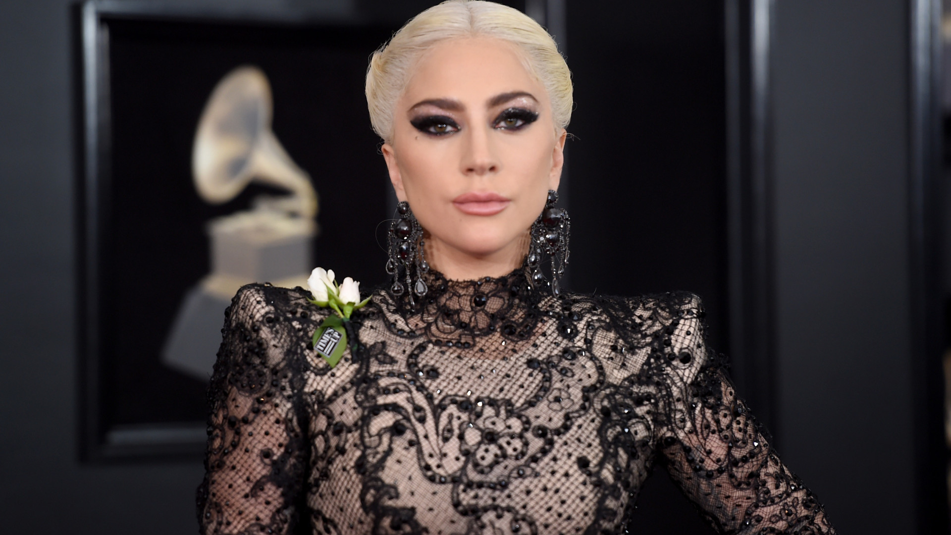 Lady Gaga termina noivado com agente de talentos, diz revista