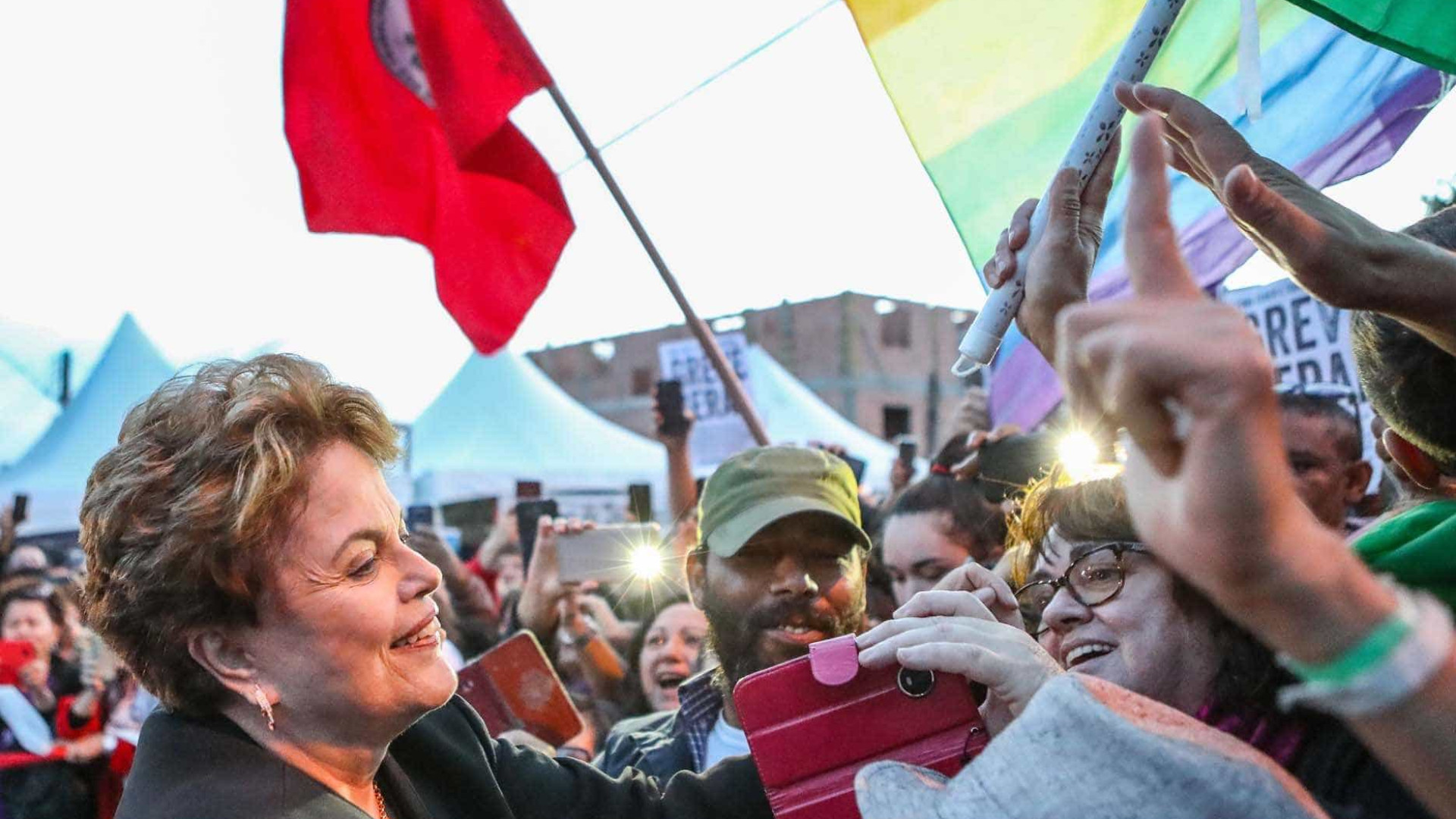 Em ato de Lula em Minas, Dilma é protagonista