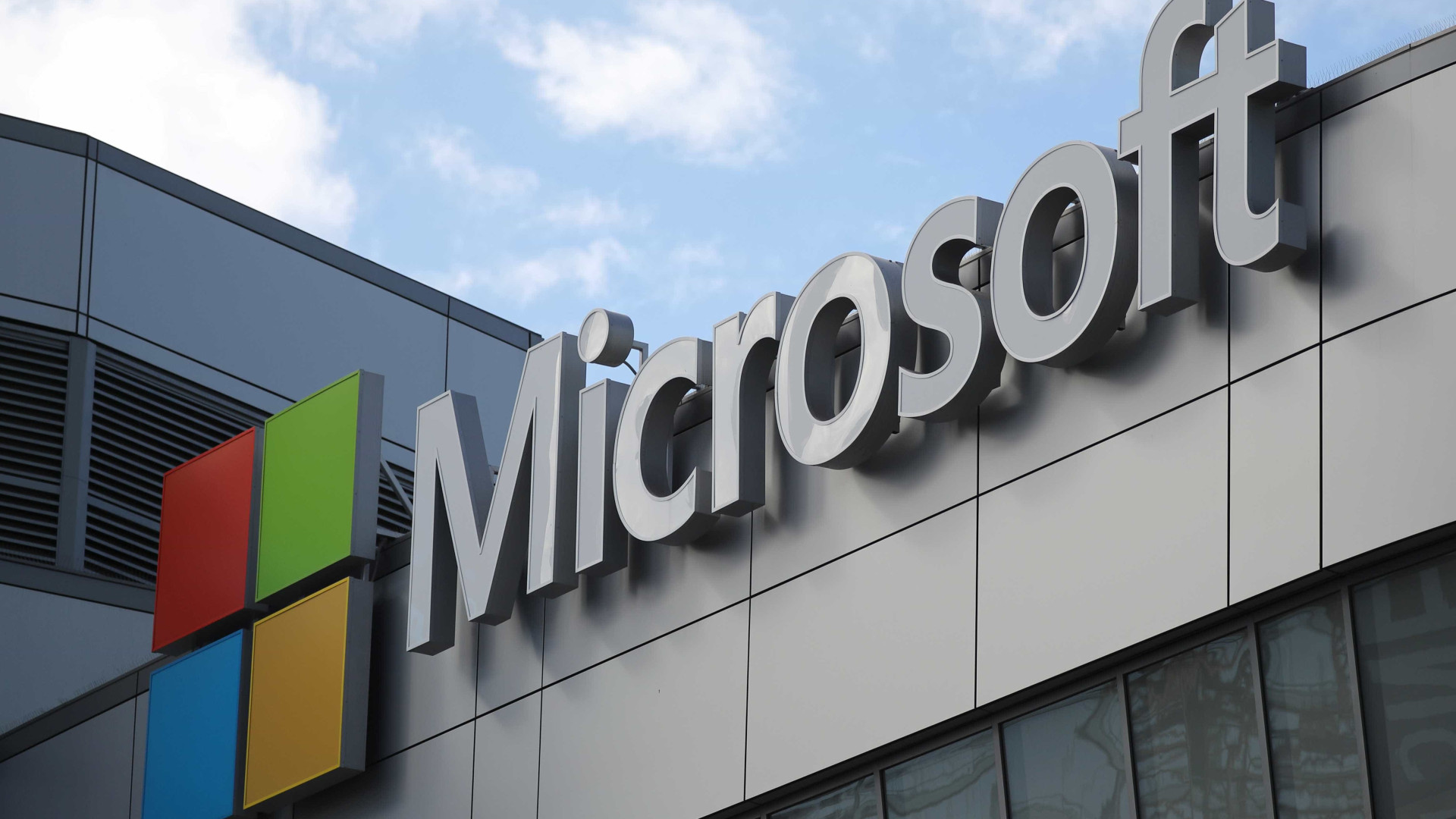 Microsoft supera Apple em valor de marcado durante pregão