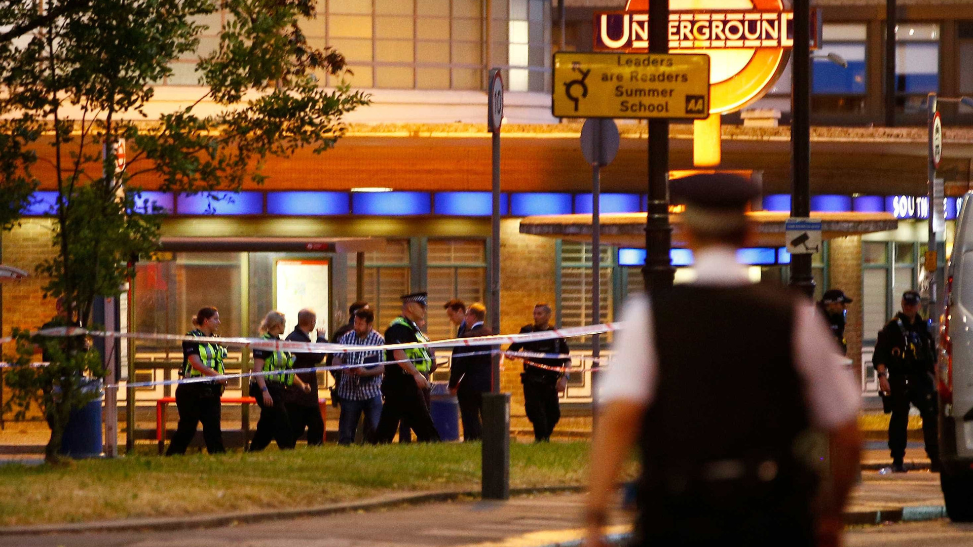 Explosão atinge metrô de Londres e deixa feridos