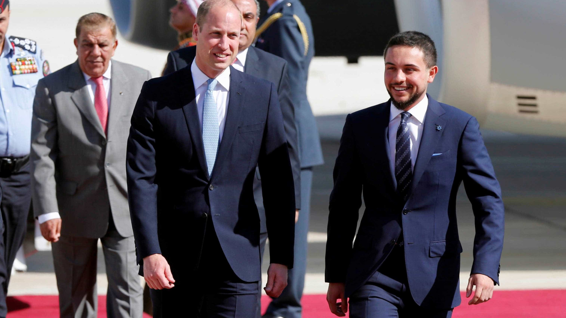 Príncipe William faz viagem histórica à Jordânia