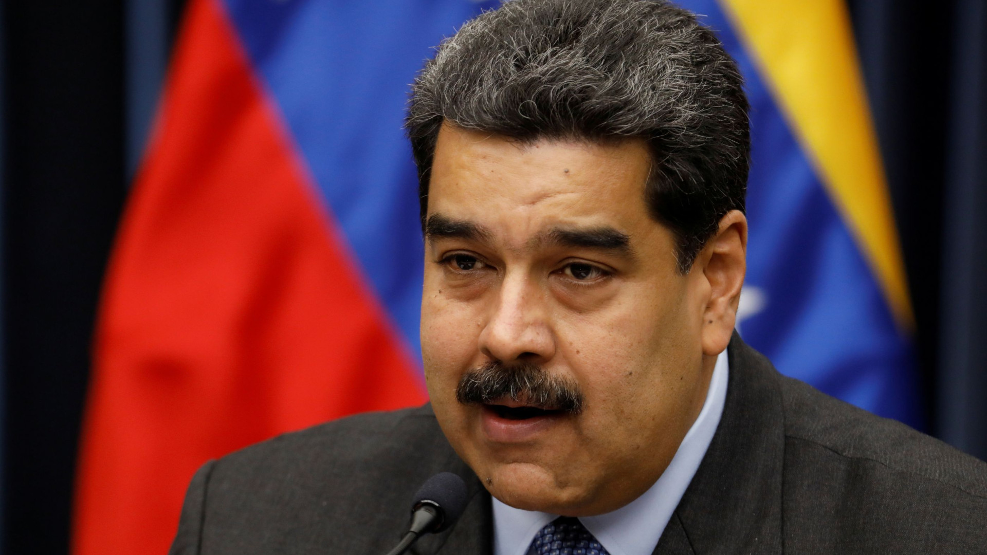 Maduro está disposto a negociar com oposição 'em prol da paz'