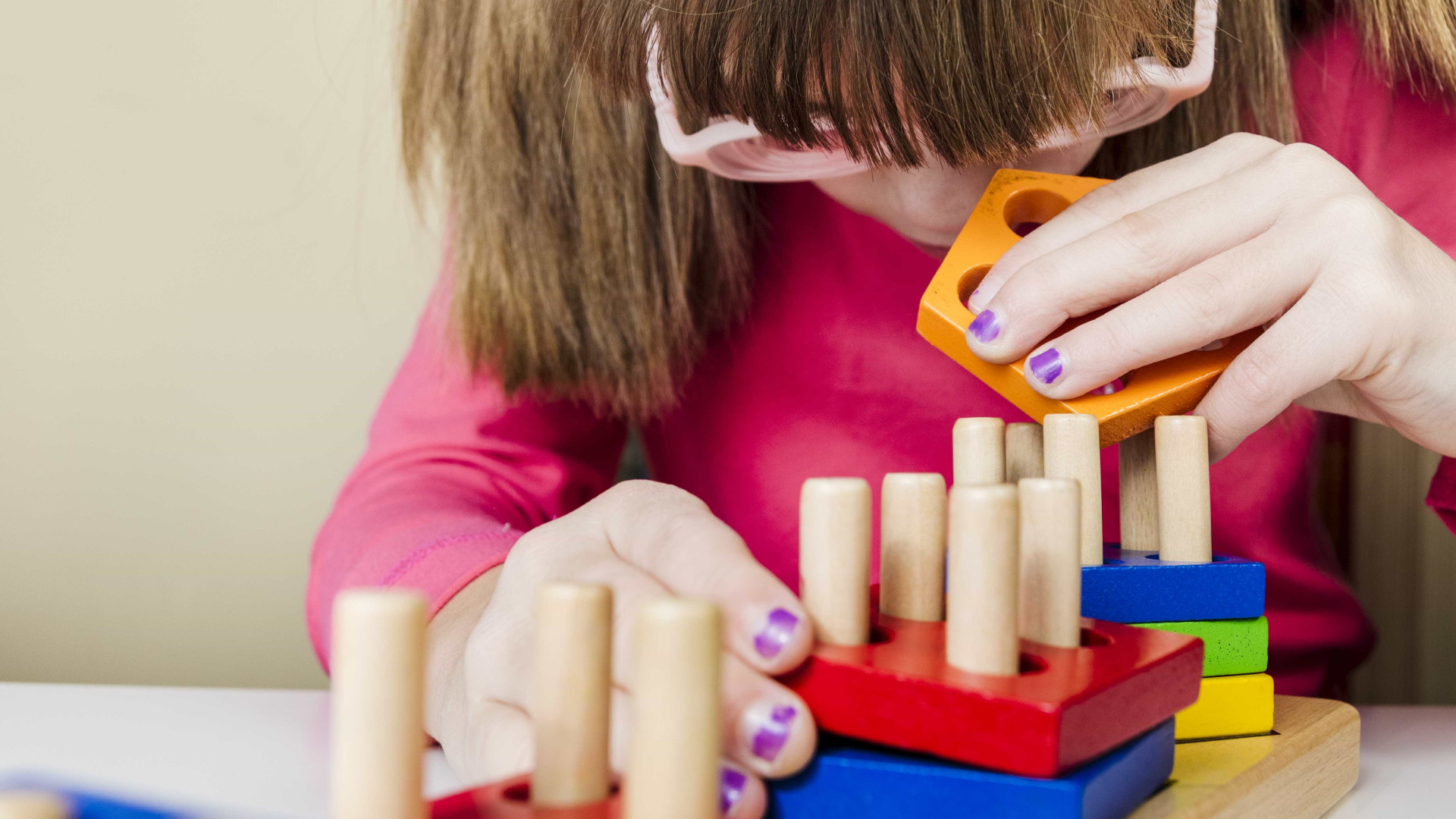 6 opções de brinquedos que estimulam a criatividade nos pequenos