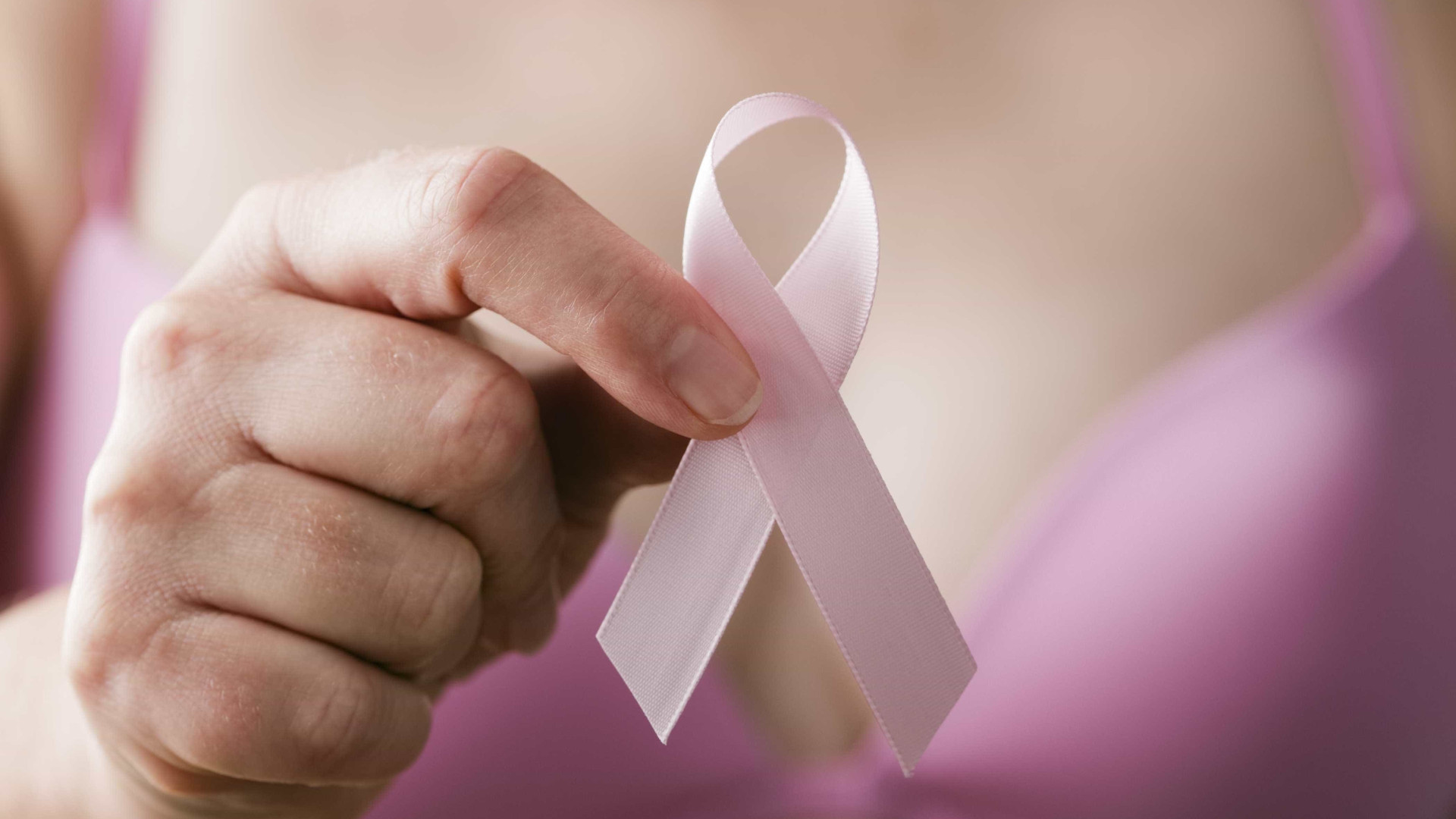 Outubro Rosa alerta para prevenção do câncer de mama